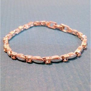 Vintage Avon Silver Tone Faux Diamond Tennis Bracelet